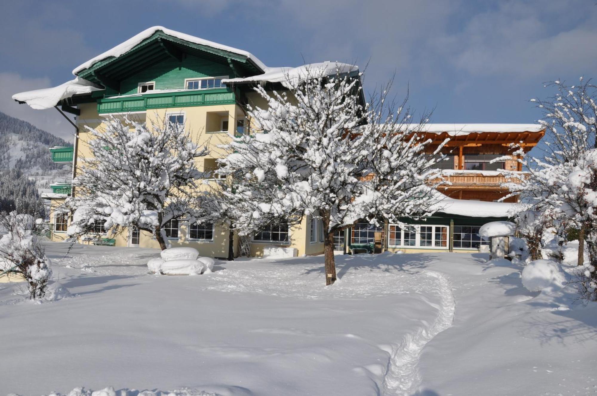 Wohlfuehlresort Und Feriengut Martinerhof سانكت مارتن ام تنيسي المظهر الخارجي الصورة