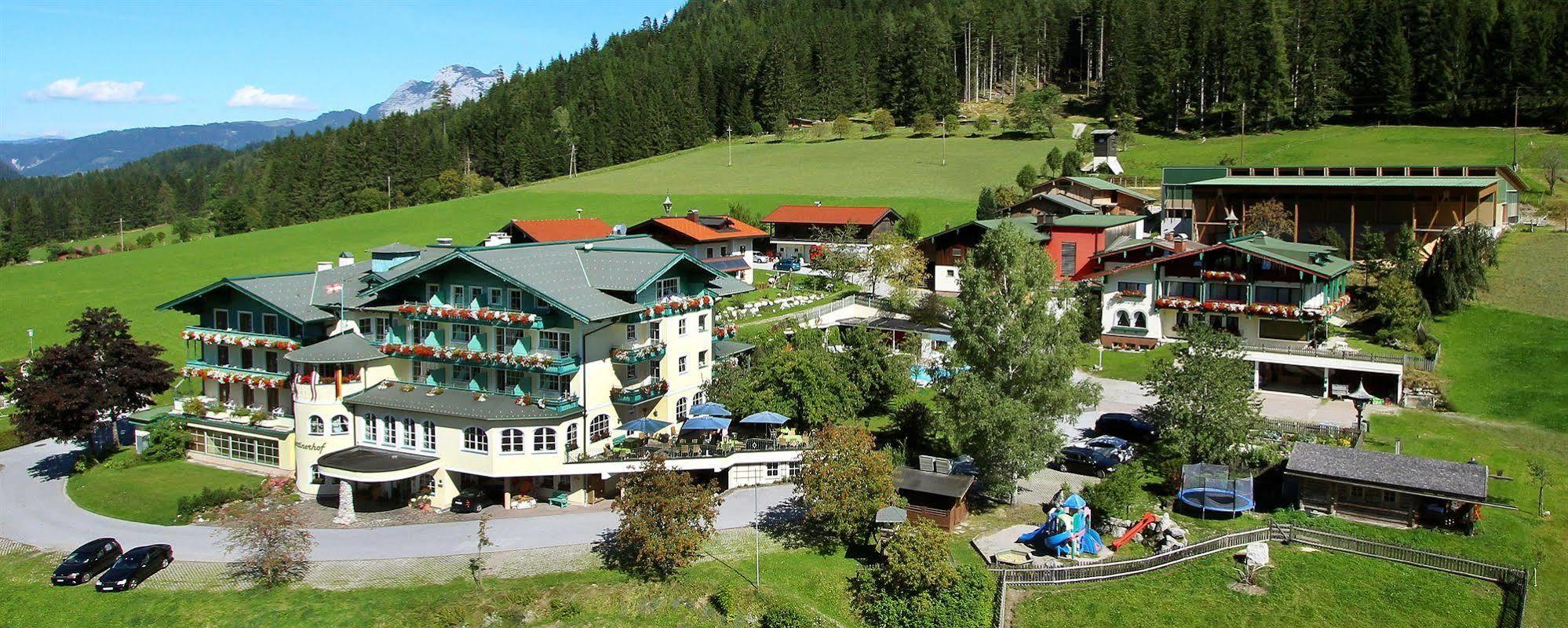 Wohlfuehlresort Und Feriengut Martinerhof سانكت مارتن ام تنيسي المظهر الخارجي الصورة