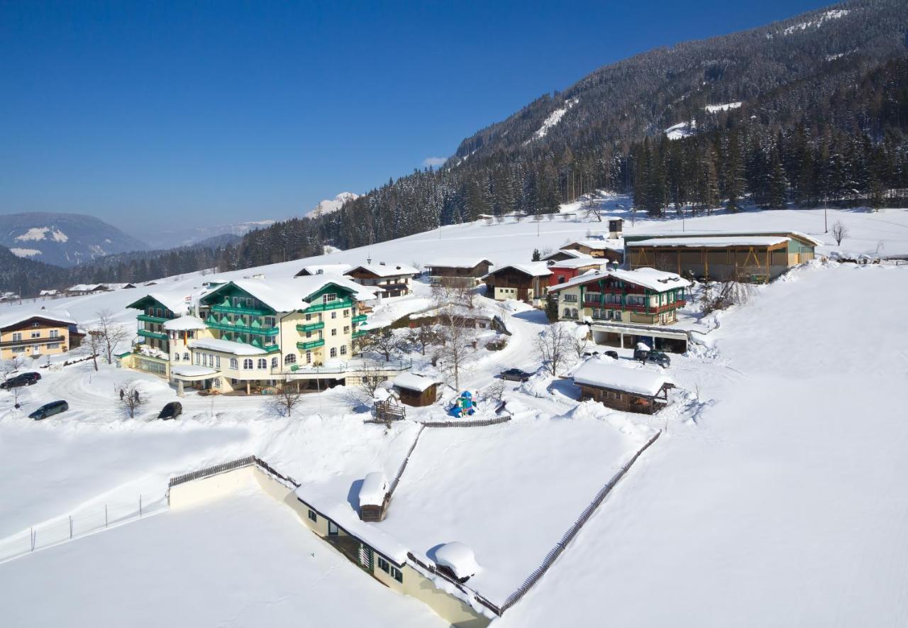 Wohlfuehlresort Und Feriengut Martinerhof سانكت مارتن ام تنيسي المظهر الخارجي الصورة